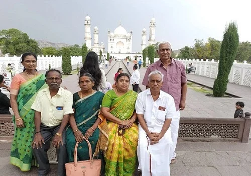 Delhi to Kashi Prayagraj & Ayodhya 4 Days / 3 Nights Tour Package by Flight tour4